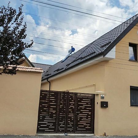 Villa Casa Ramo à Rîşnov Extérieur photo
